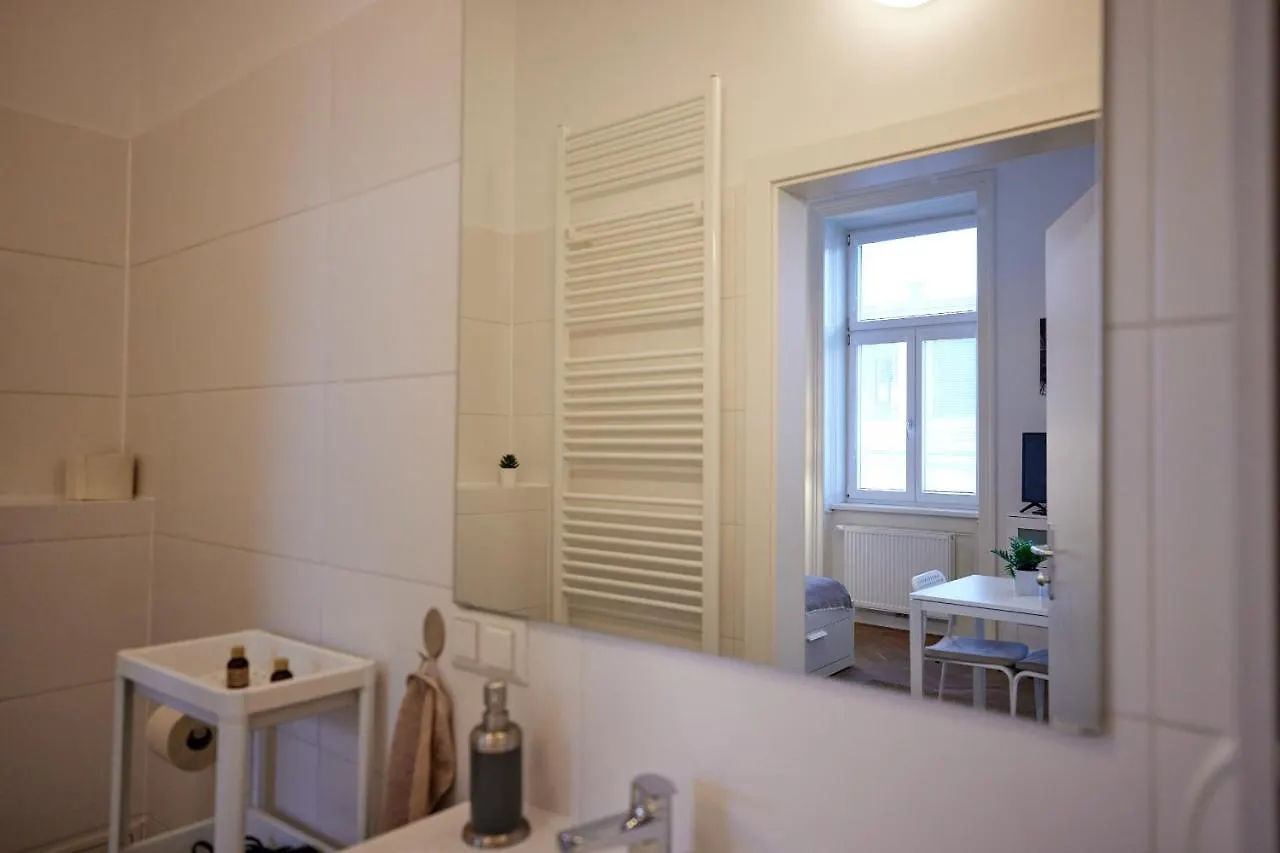 Nice Studio Close To Metro III Viena Austria