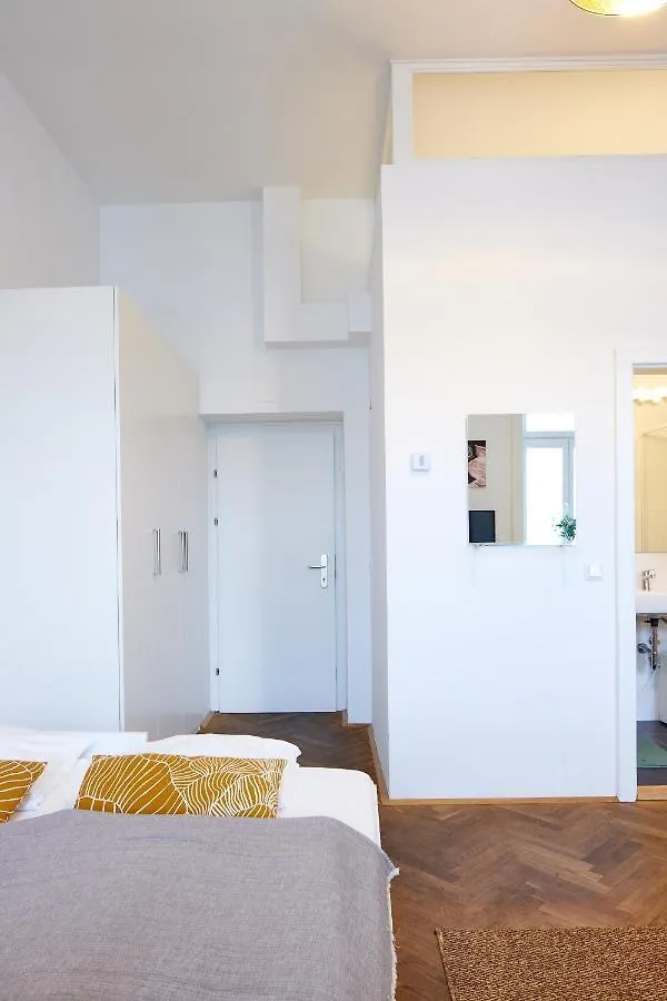 Apartamento Nice Studio Close To Metro III Viena