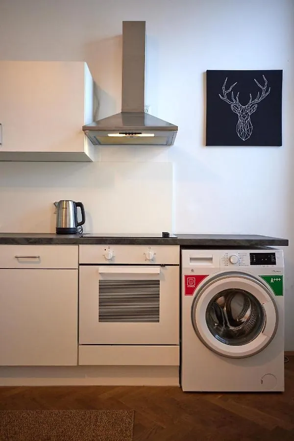 Nice Studio Close To Metro III Viena Apartamento